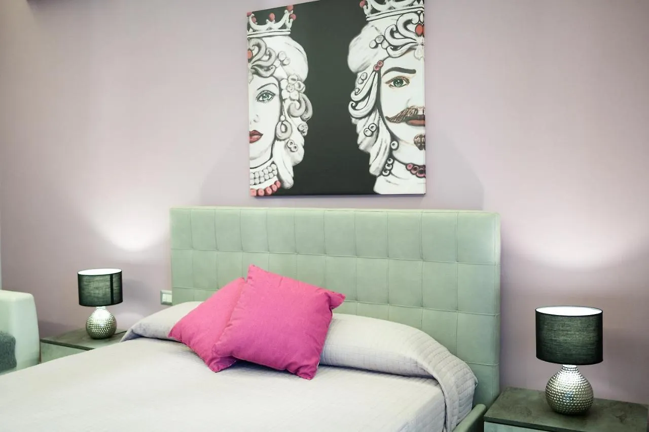 Tyche Apartaments & Rooms Taormina 0*,